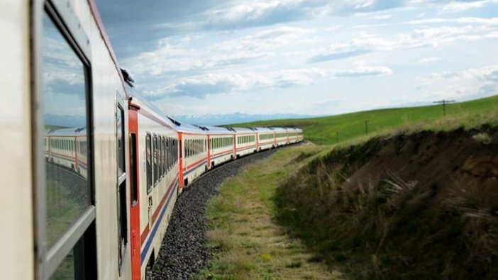 Ana hat trenleri 12 Temmuz'da seferlerine yeniden başlayacak