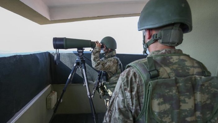 'Hudut kartalları' bayramda da elleri tetikte gözleri sınırda vatan nöbeti tutuyor