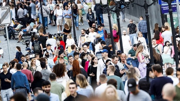 Rusya'da Kovid-19 vaka sayısı 6 milyonu aştı