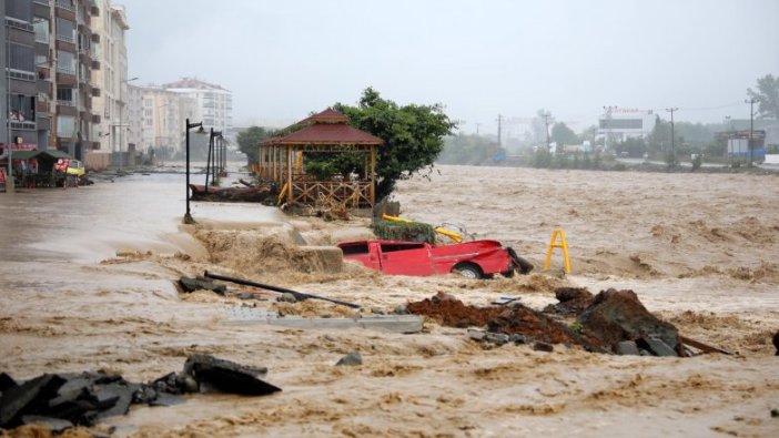 Artvin'de sel afetinin bilançosu ağır