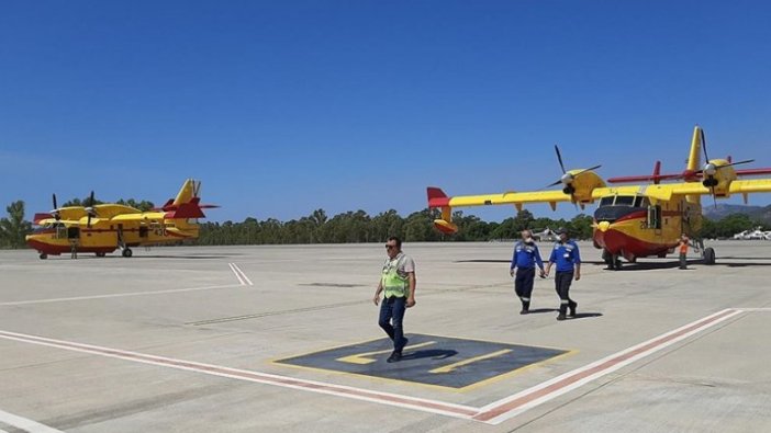İspanya'nın Türkiye'deki yangınlarla mücadele için gönderdiği 2 yangın söndürme uçağı Dalaman'a ulaştı