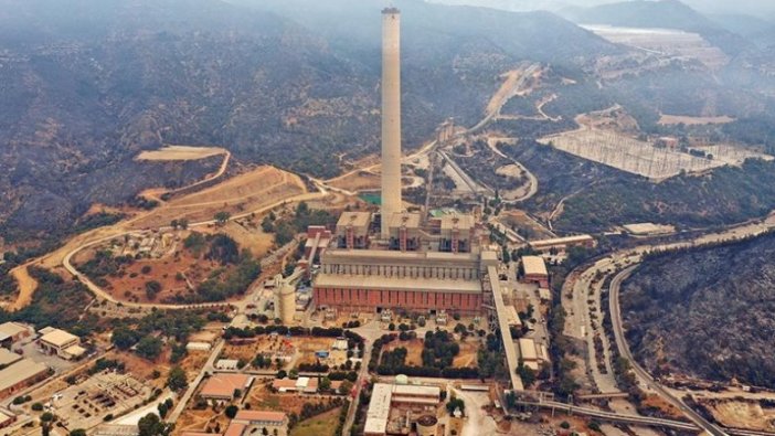 Muğla'nın Milas ilçesindeki Kemerköy Termik Santrali'ndeki yangın ana binaya sıçramadan kontrol altına alındı