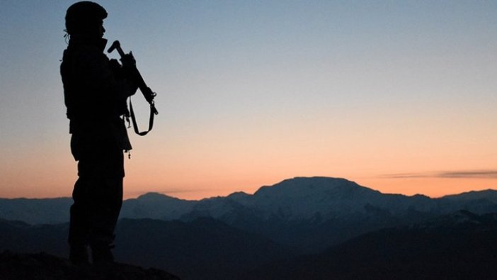 Fırat Kalkanı bölgesinde 2 sivili katleden teröristin de arasında olduğu 6 PKK/YPG'li etkisiz hale getirildi