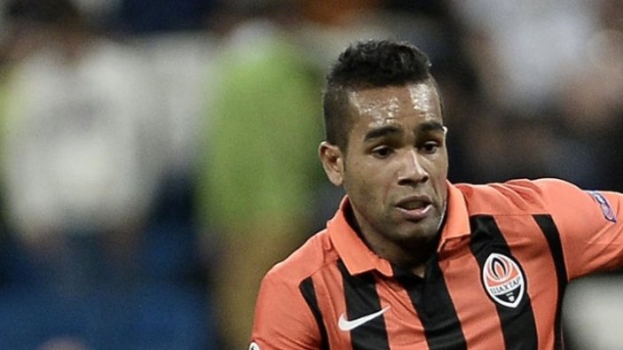 Alex Teixeira, Beşiktaş için İstanbul'a geliyor