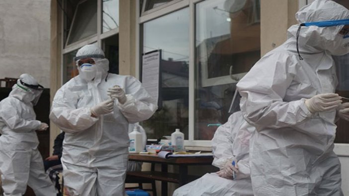 Antalya'da sağlık çalışanlarının izinleri iptal edildi