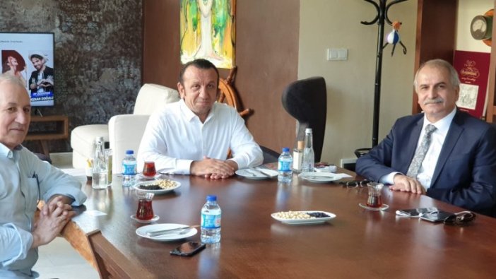 Ahmet Çelik’ten Karar Gazetesi’ne ziyaret