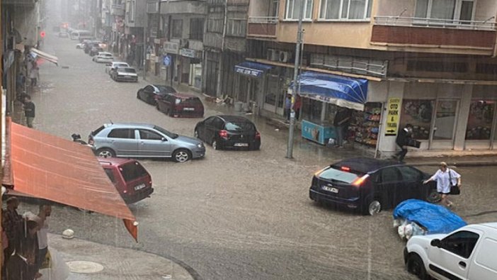 Ordu'da sağanak etkili oldu