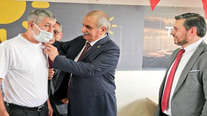 İYİ Partili Ahmet Çelik'ten esnafa ziyaret