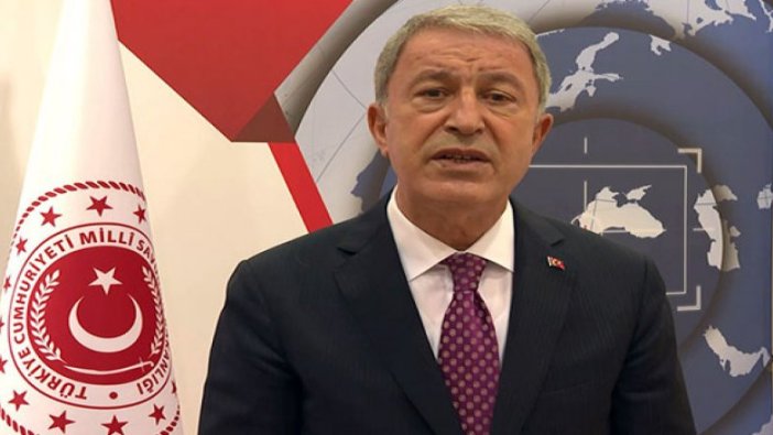 Bakan Akar: Afganistan'dan tahliyeler devam edecek