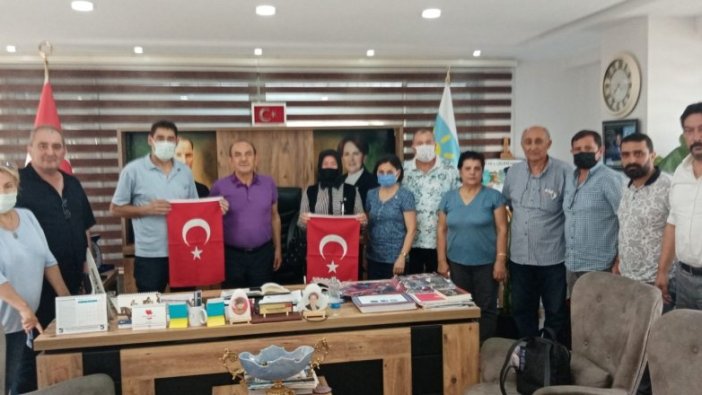 İşadamları da ‘İYİ Parti’ dedi