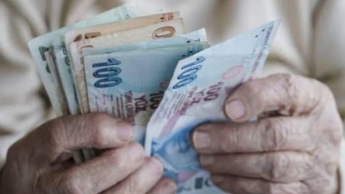 Emekliler 3 maaş avans müjdesi