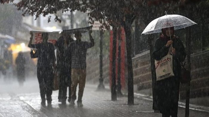 Meteoroloji'den uyarı: Çok kuvvetli sağanak yağış geliyor