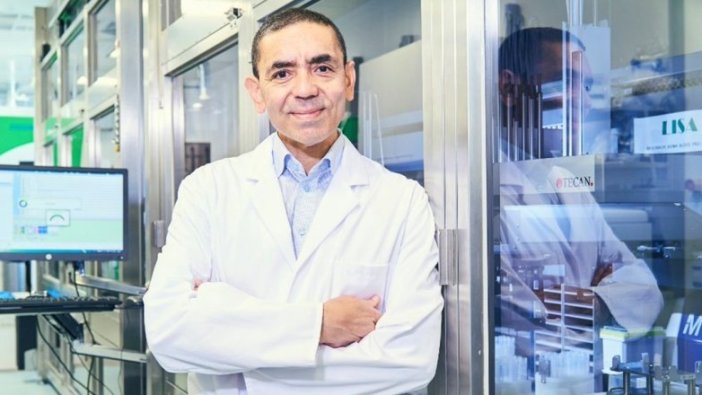 Türkiye'ye gelen Prof. Uğur Şahin'den üçüncü doz açıklaması geldi