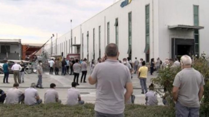 Bakırköy'de fabrikada yangın! Çalışanlar kendilerini dışarıya attı