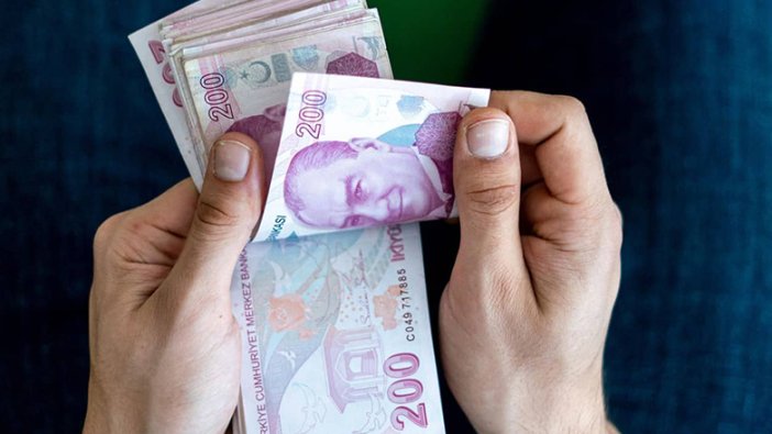 Kredi İsteyen Emeklilere Son Uyarı! Okumadan Asla İmzalamayın