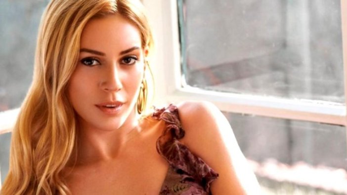 Ünlü oyuncu Sinem Kobal'ın yeni projesi belli oldu