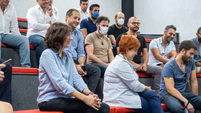 İYİ Partili Burak Akburak: Gençler ve teknoloji geleceğimiz!