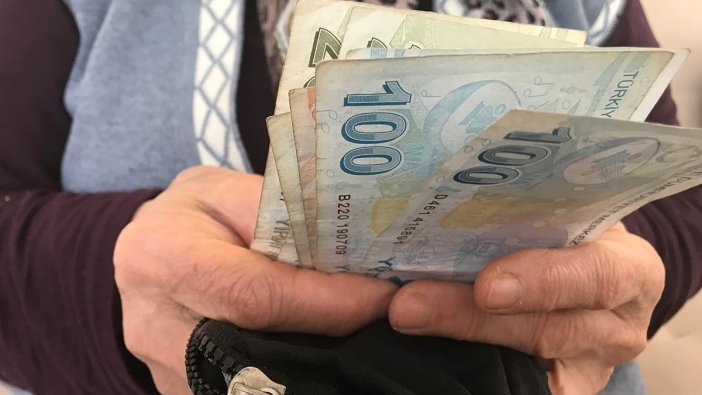 Ay sonuna kadar emekli olacaklara düşük faizli destek kredisi