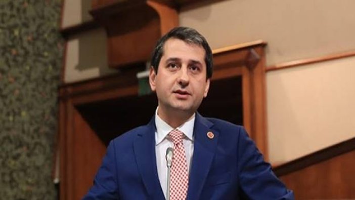 İYİ Partili İbrahim Özkan: Damat Bakan Berat Beyefendi'nin hakkını yemişiz, kendisinden özür diliyorum