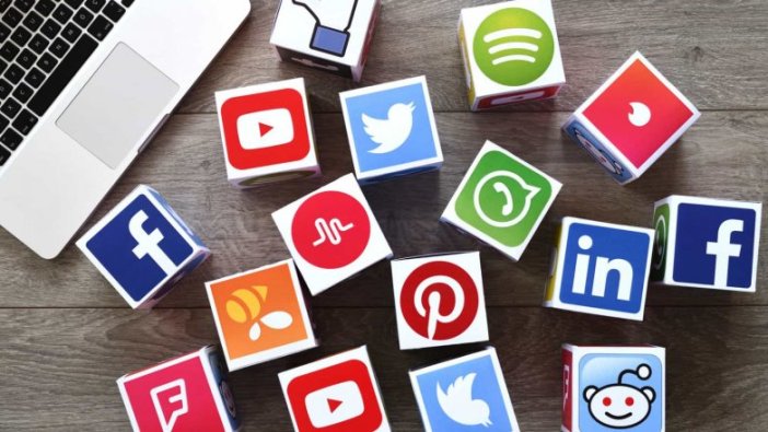 Ünlü bir ismi sosyal medyada takip esiyorsanız dikkat!