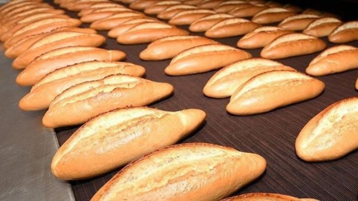 Belediye bedava ekmek dağıtmaya başladı