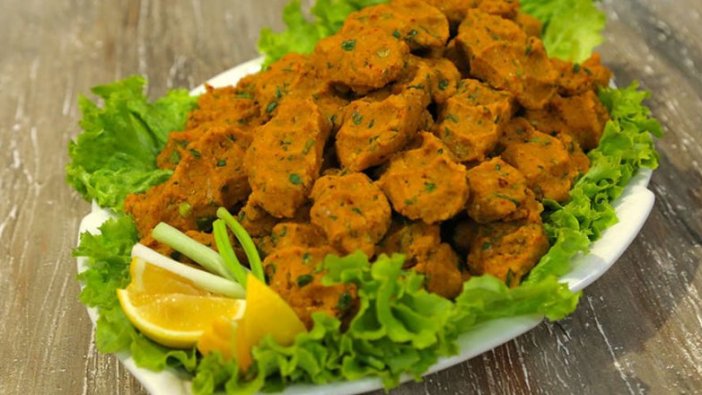 Mercimek köftesi nasıl yapılır? Malzemeleri ve püf noktaları nelerdir?