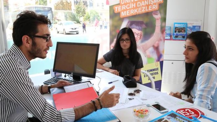 Üniversite adaylarına İBB’den önemli hizmet