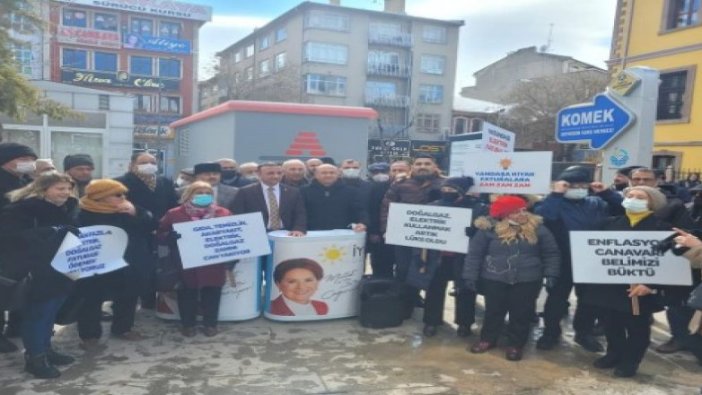 Konya İYİ Parti’den zam protestosu