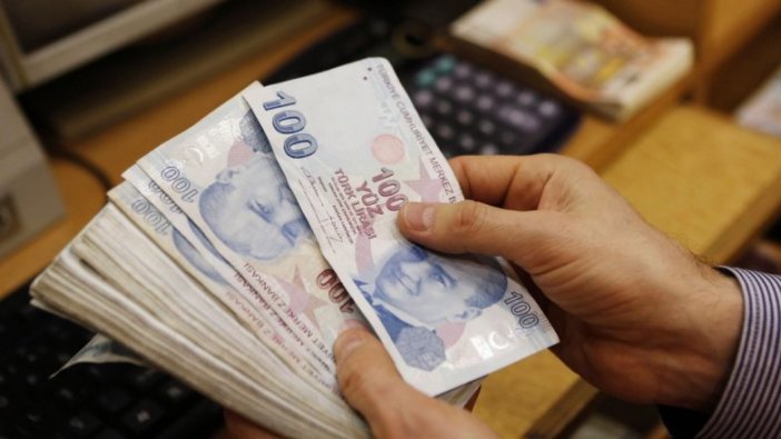 Milyonlarca emeklinin maaş ve ikramiyesi artacak