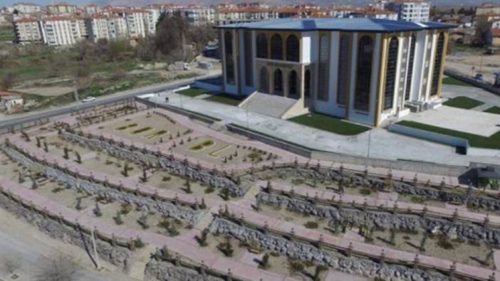 Niğde Bor Belediyesi açık ve kapalı tenis kortu yaptıracak