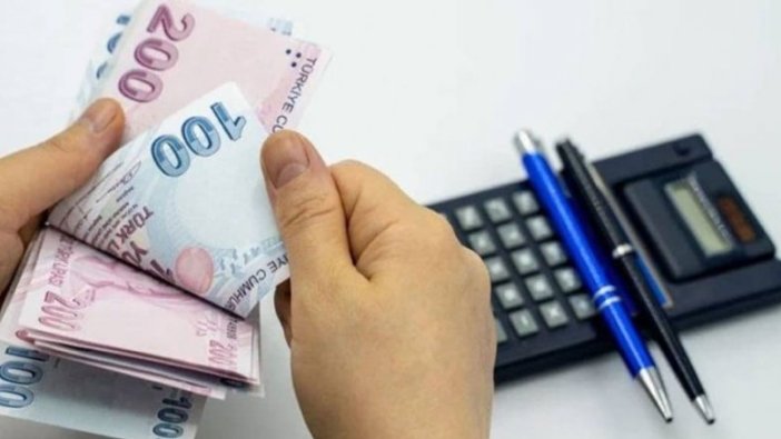 SGK'dan emeklilikte yaş bekleyenler dikkat. Şartı sağlayanlar emekli olacak