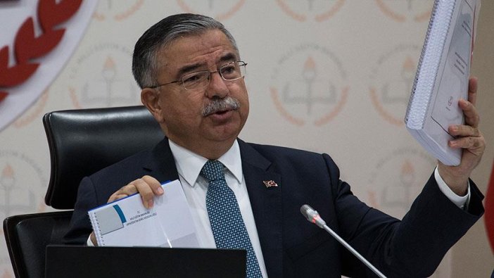 Bakan Yılmaz güncellenen müfredatı açıkladı