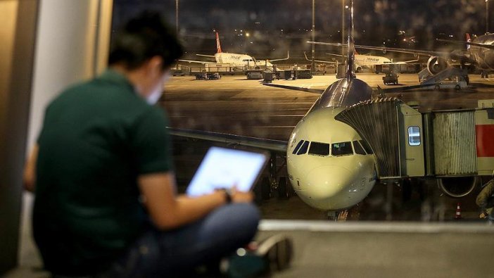 İngiltere uçuşlarında elektronik cihaz yasağı kalkıyor