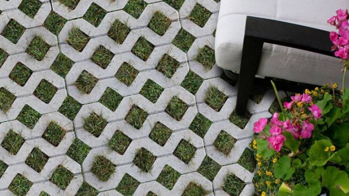 Divriği Belediyesi parke taşı satın alacak