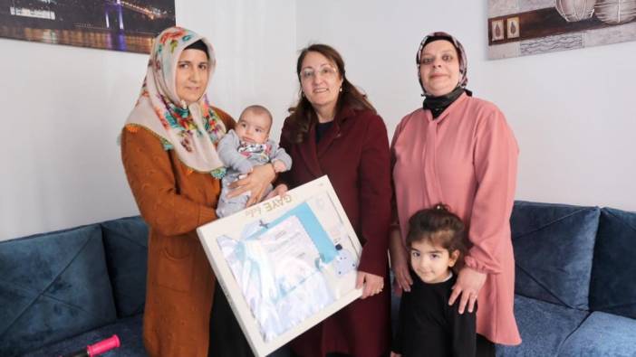 Belediyeden yeni doğan bebeklere ‘hoş geldin’ hediyesi