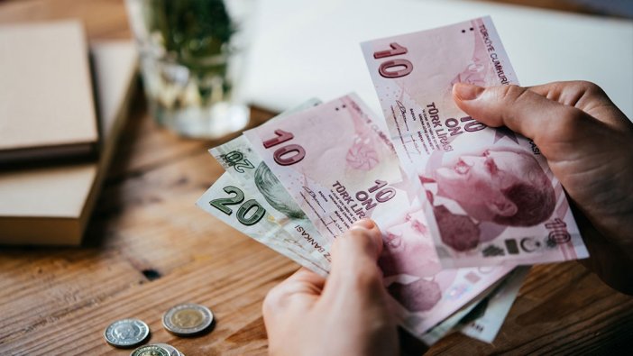 İŞKUR'dan çalışan annelere 107 milyon liralık destek