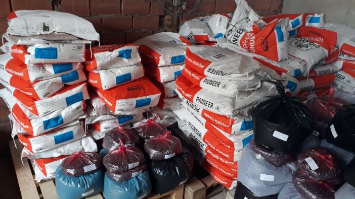 3 buçuk ton ayçiçek tohumu dağıtıldı