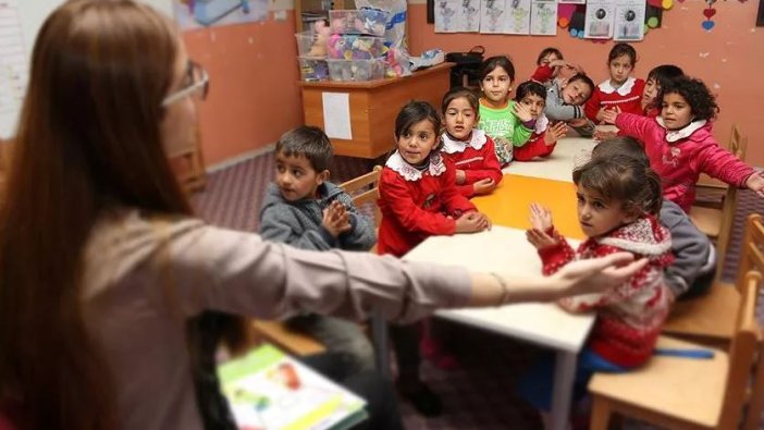 Öğretmenlerin mesleki çalışma programı belli oldu