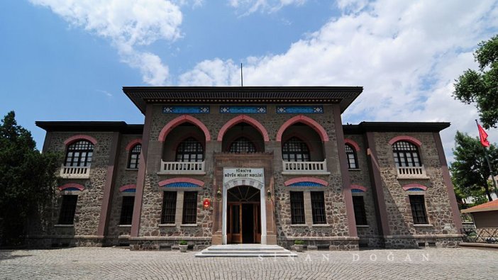 Türkiye Büyük Millet Meclisi 300 personel alacak