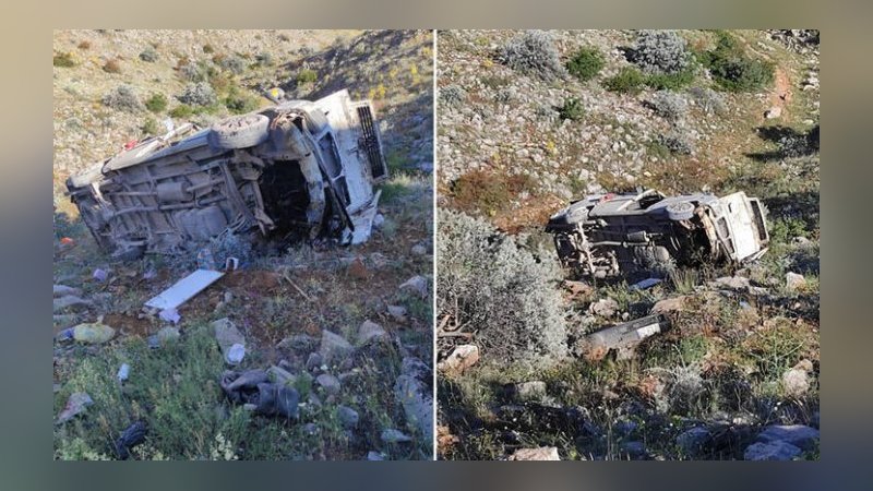 Konya'da işçileri taşıyan minibüs devrildi