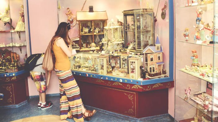 Engelli çocuklar Oyuncak Müzesi’ni gezdi