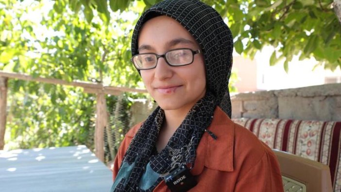 16 yaşında görmeye başlayan Meryemana doktor olmak istiyor