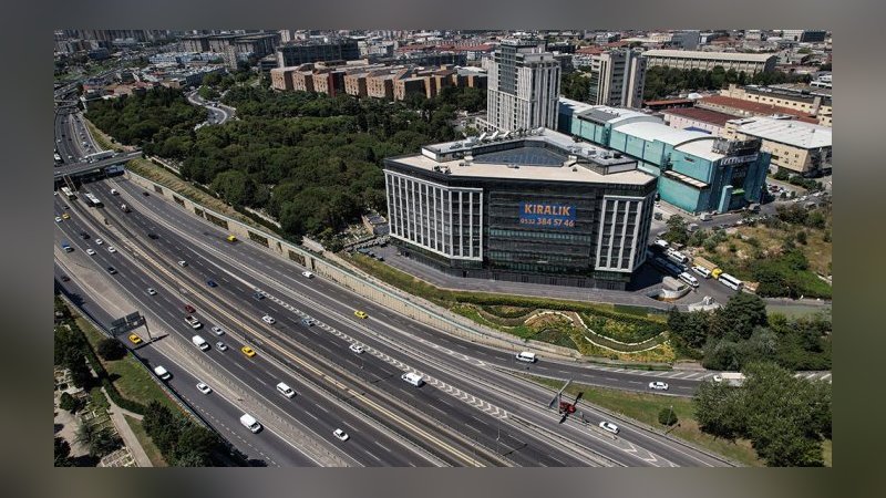 Şirketler küçülmeye gitti. Dev plazalar boş kaldı