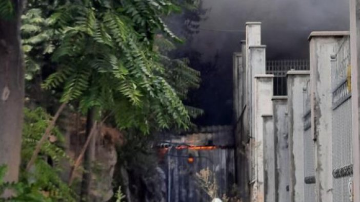 Fatih'te trafoda yangın çıktı