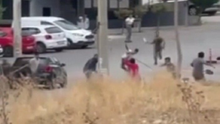 Yabancı uyruklular sokak ortasınhda dehşet saçtı