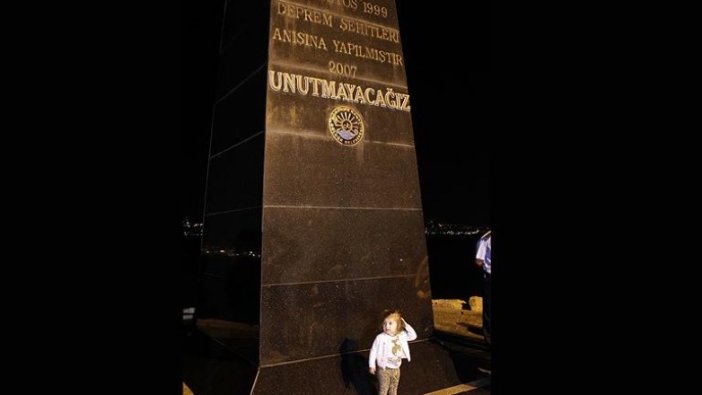 Marmara Depremi şehitleri yıl dönümünde anılacak