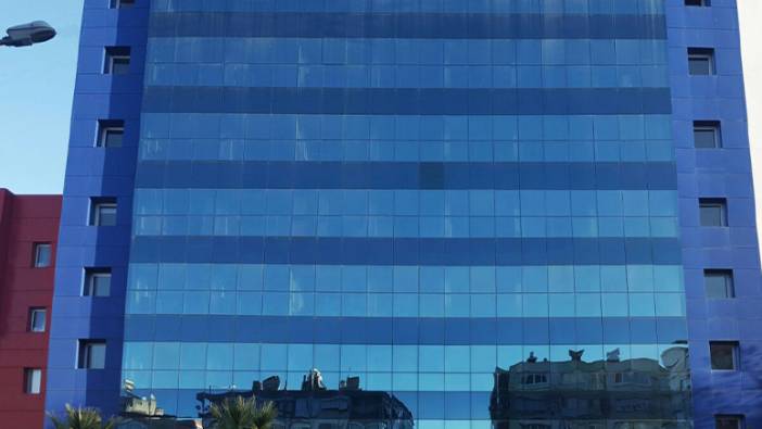 İzmir Demokrasi Üniversitesi personel alacak