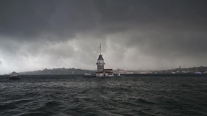 İstanbul'da yarın sağanak bekleniyor