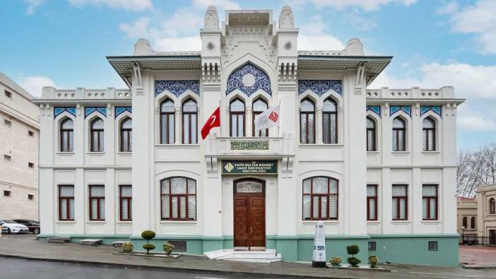 Fatih Sultan Mehmet Vakıf Üniversitesi personel alacak