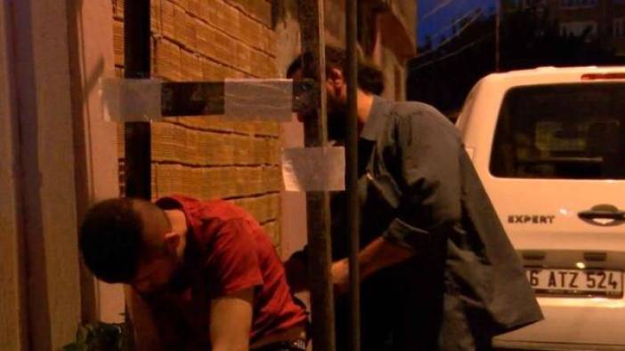 Mahalleli hırsızı döverek elektrik direğine zincirledi